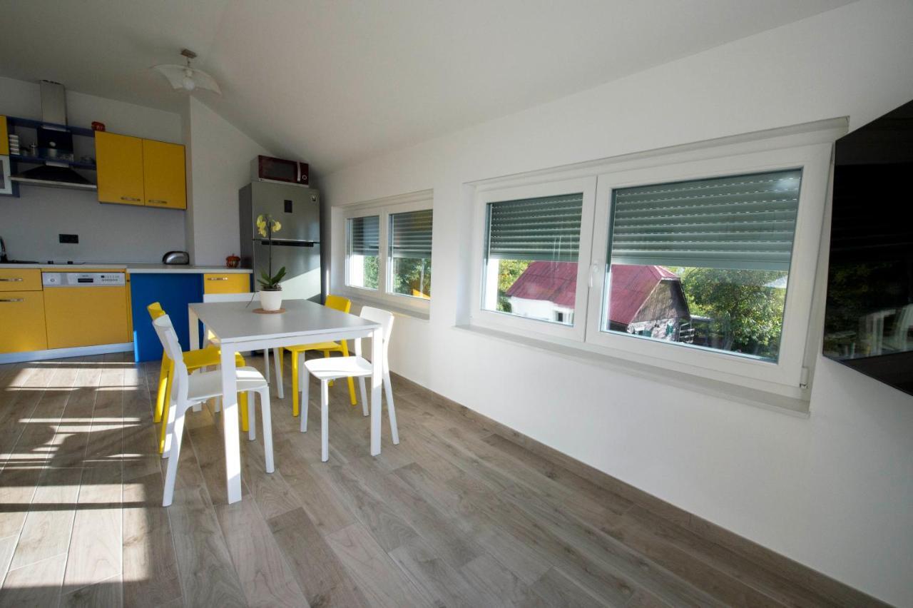 Appartamento Apartman Grc Dugo Selo Esterno foto