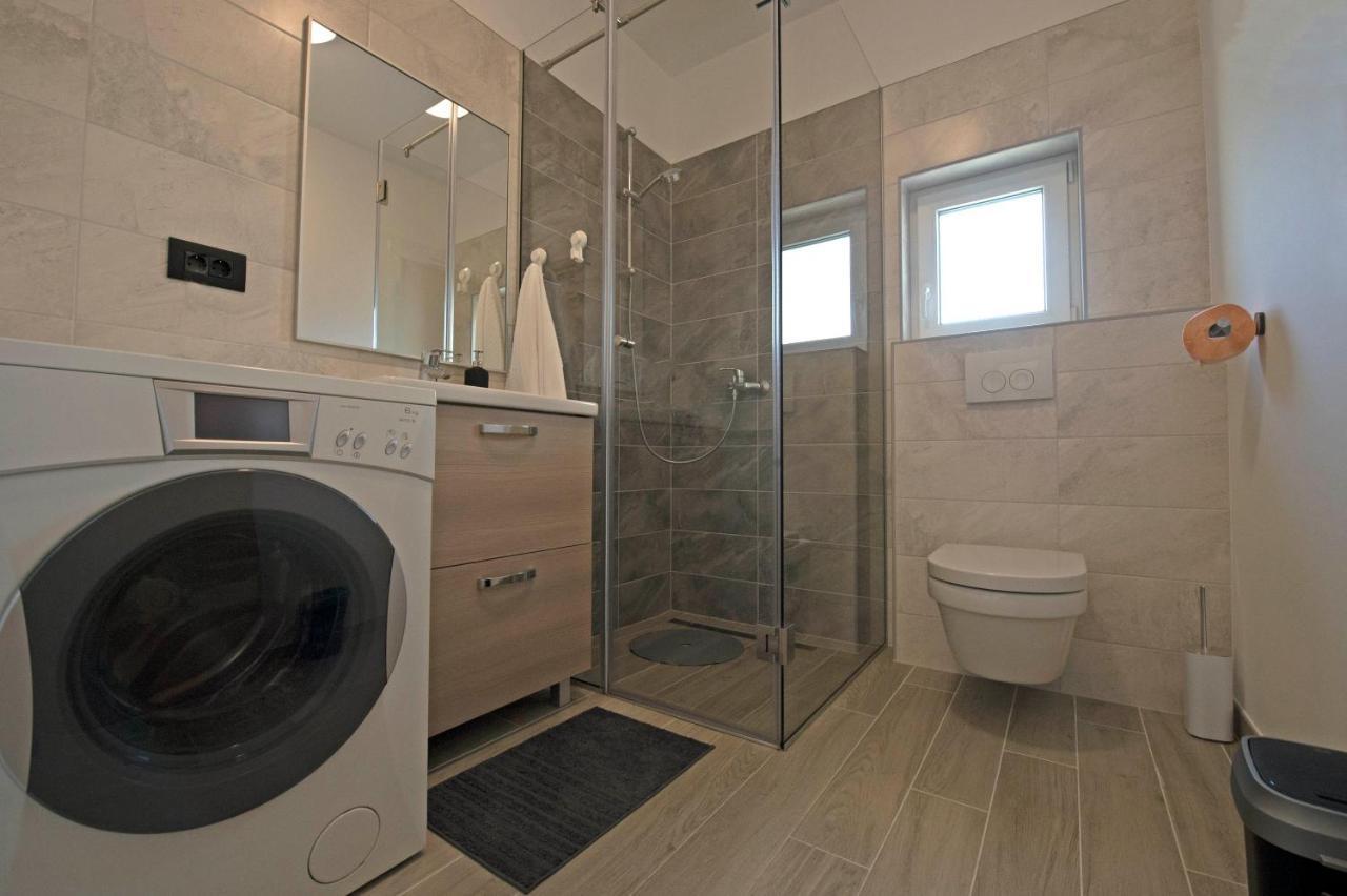 Appartamento Apartman Grc Dugo Selo Esterno foto